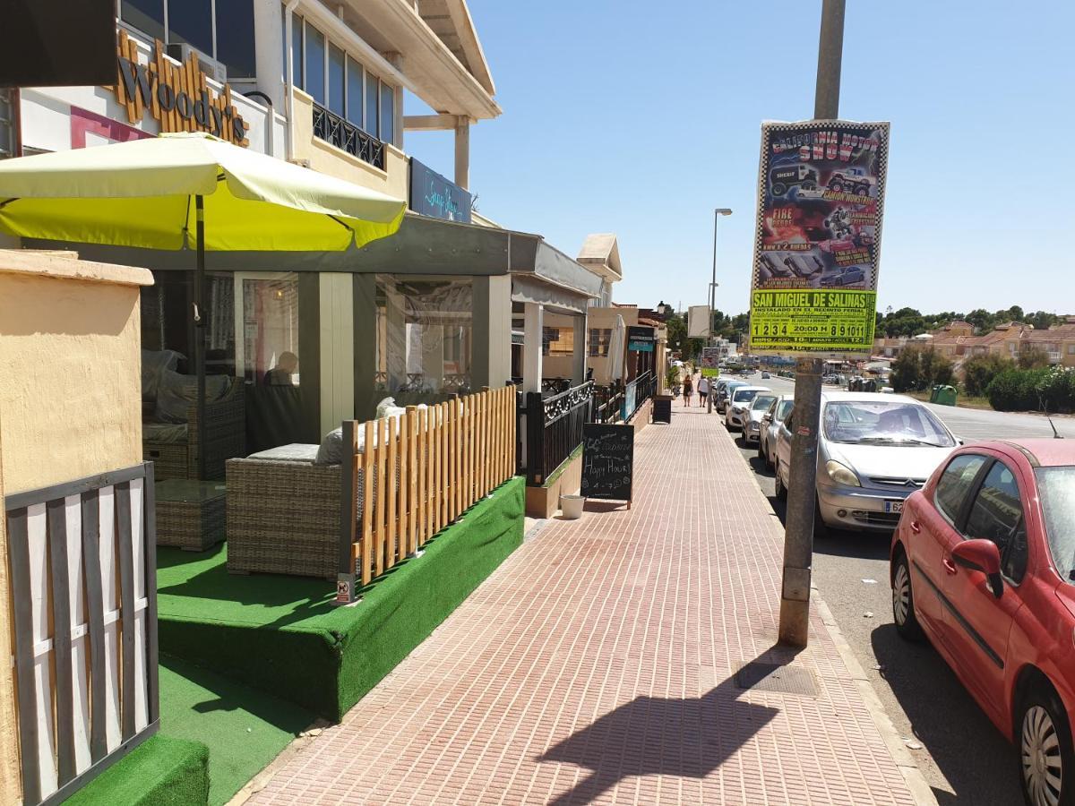 Amazing Villamartin House Sleeps 6 With Pool Villacosta المظهر الخارجي الصورة